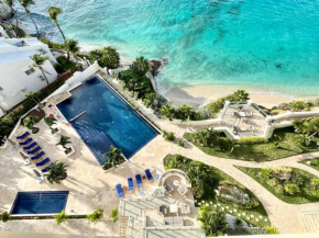 Beachfront luxury 2br condo